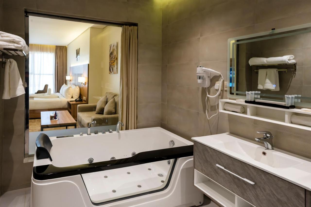 W Suites Hotel Абха Екстериор снимка