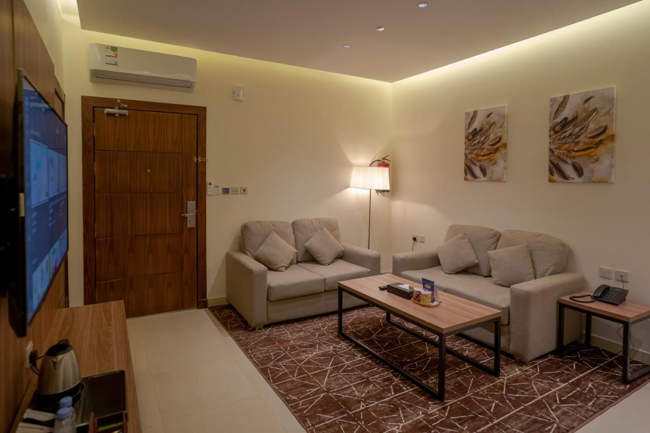 W Suites Hotel Абха Екстериор снимка