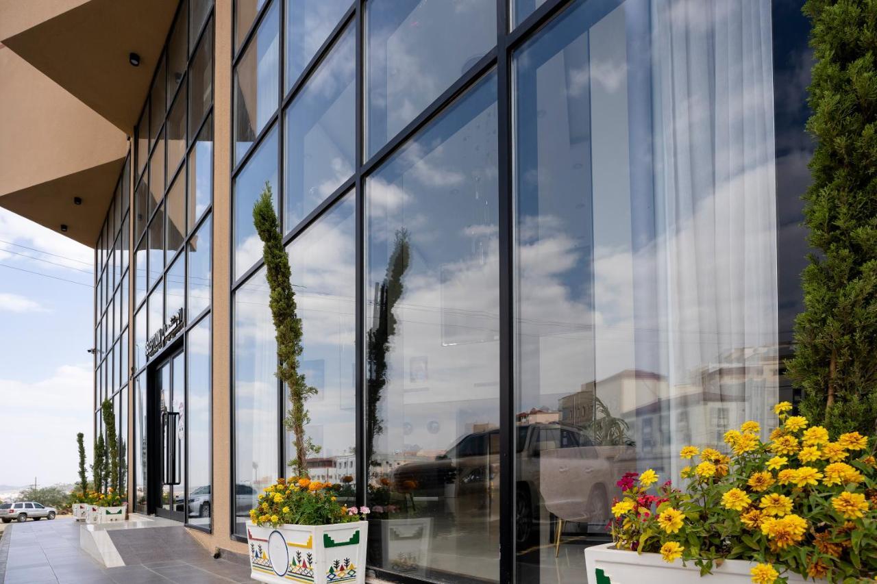 W Suites Hotel Абха Екстериор снимка
